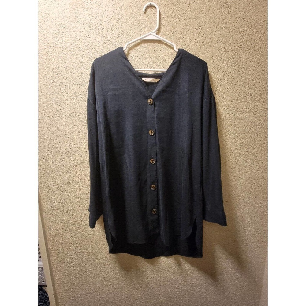Soft Surroundings Long Sleeve Asymmetrical Button Up Blouse, Soft Black Size M
